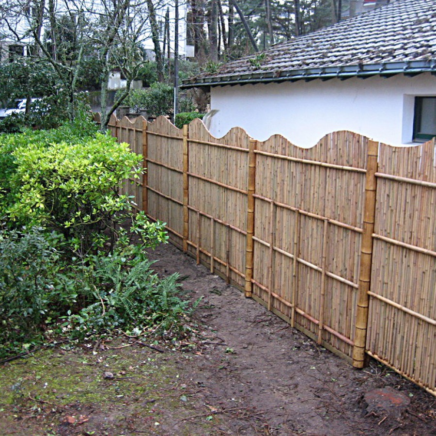 Original gaki, barrière traditionnelle bambou jardin japonais, zen, clôture, palissade, séparation
